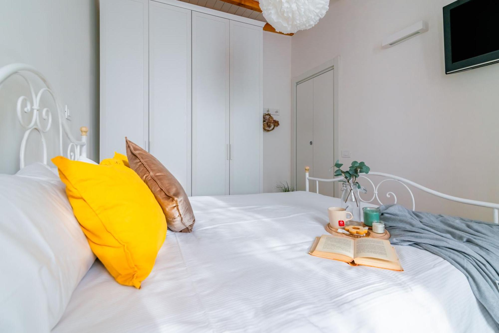 La Corte 48 - Pavia City - By Host4U Экстерьер фото