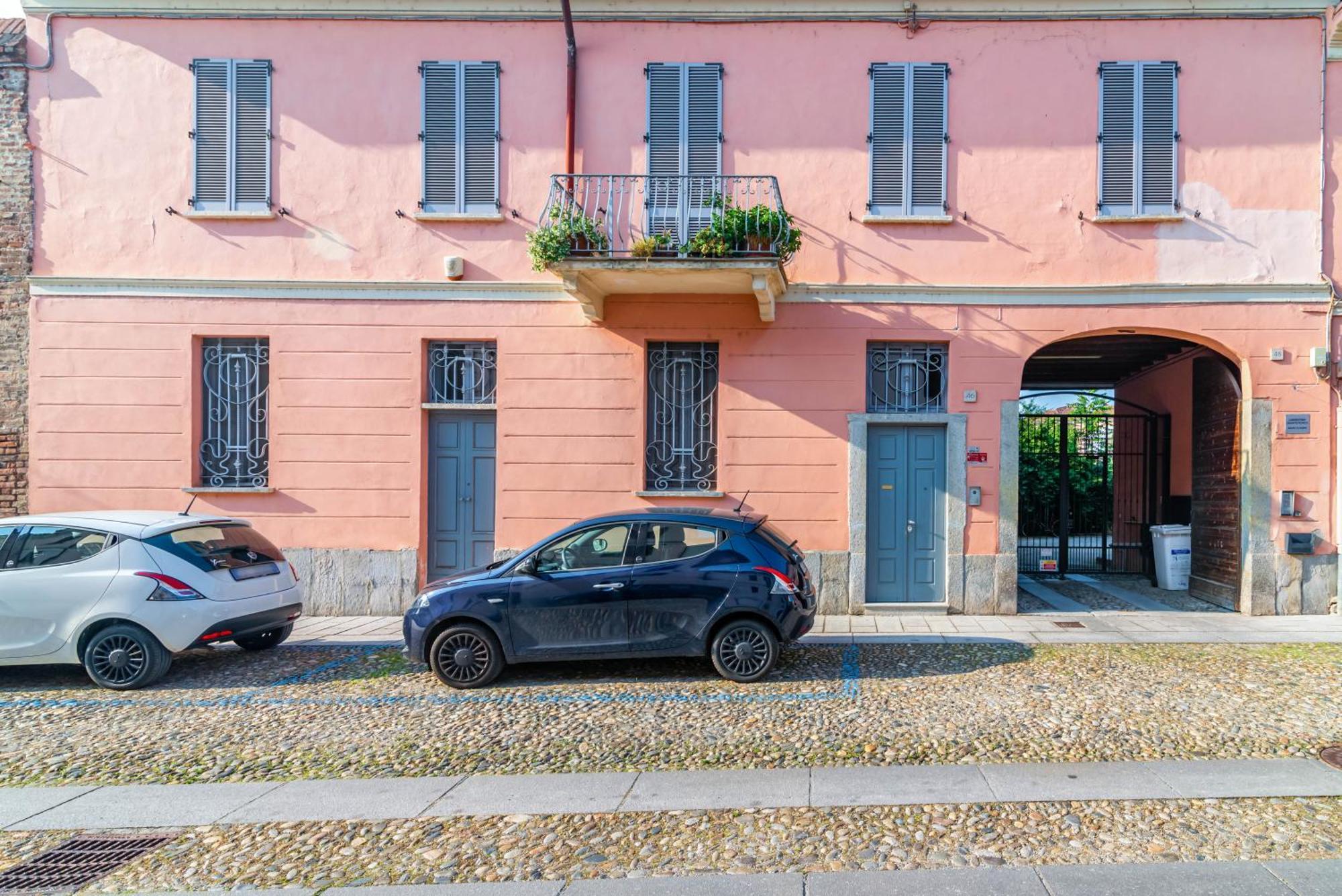 La Corte 48 - Pavia City - By Host4U Экстерьер фото